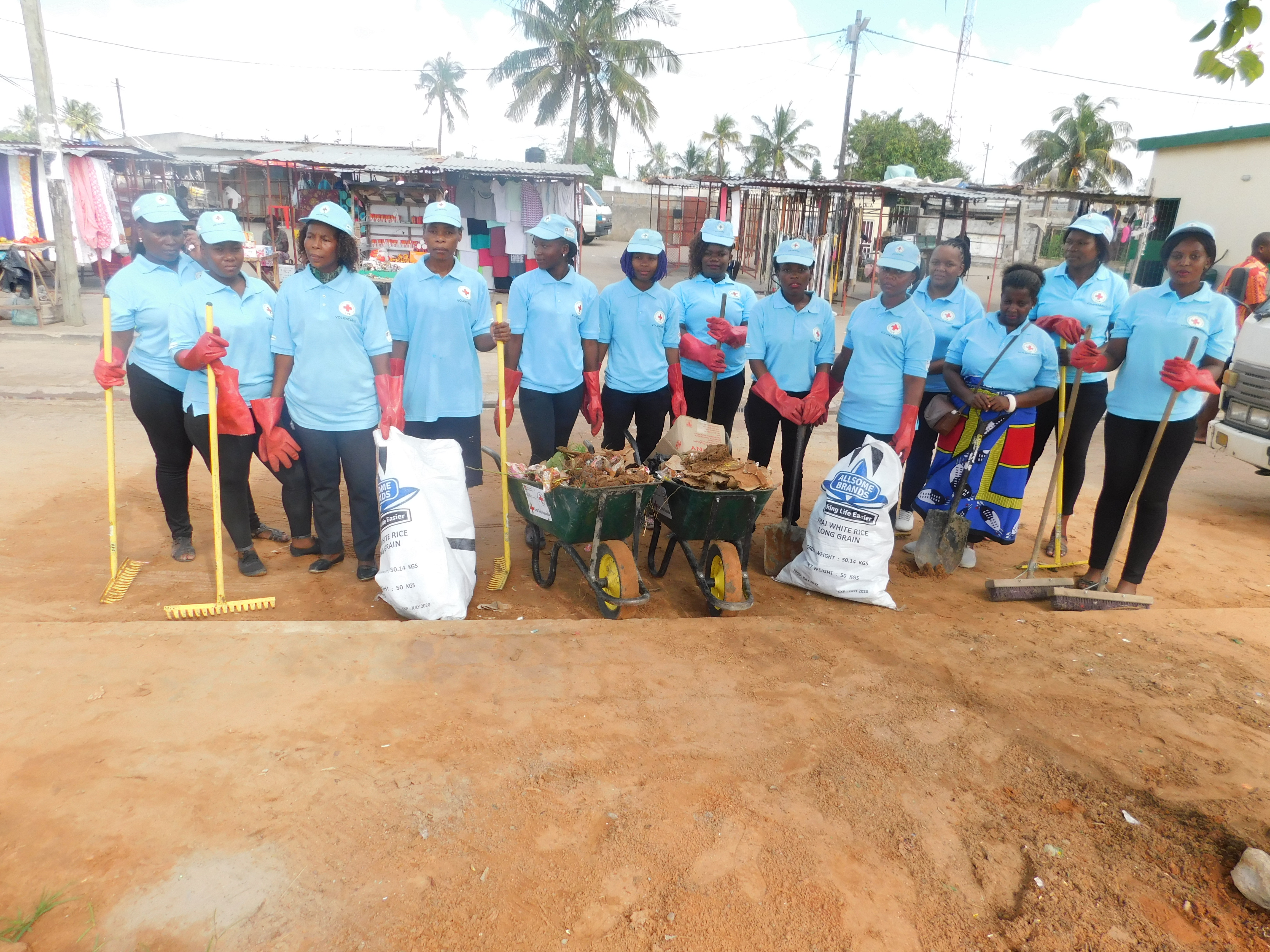 Em comemoração do dia internacional da mulher, a CVM promove acção comunitária em Maputo